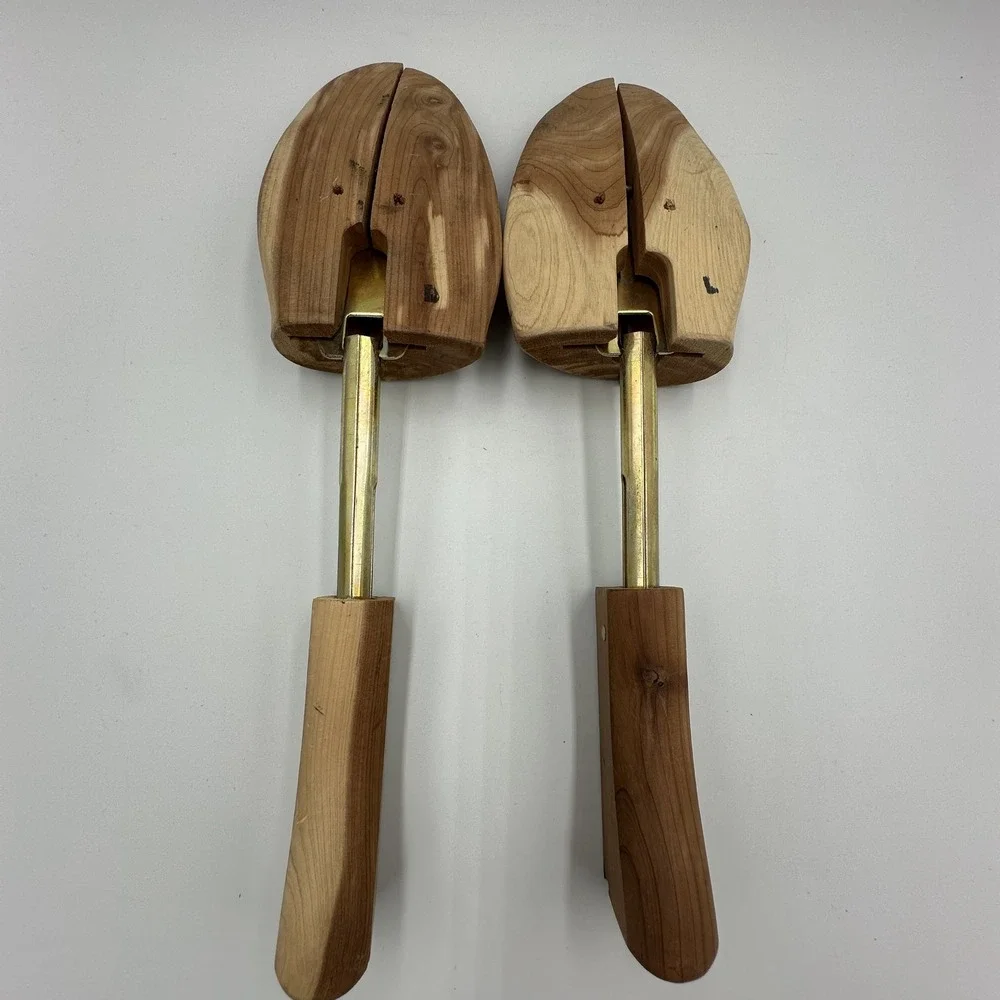 Rochester Shoes Tree Co‎ Ashland NH USA Cedar Large Split Toe Vintage